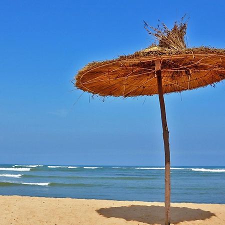 Apparemment De Luxe Bouznika Διαμέρισμα Εξωτερικό φωτογραφία